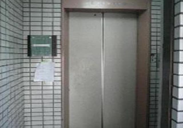 エントランス_エレベーターをご利用いただけます。
