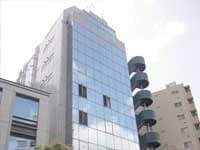 外観_目黒駅から徒歩2分の好立地にあるシェアオフィスです。