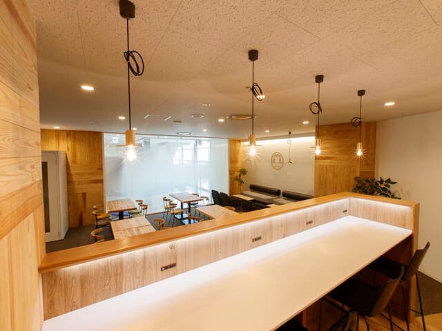 共用部_ラウンジ。無印良品とのコラボが実現したこだわりの空間です。