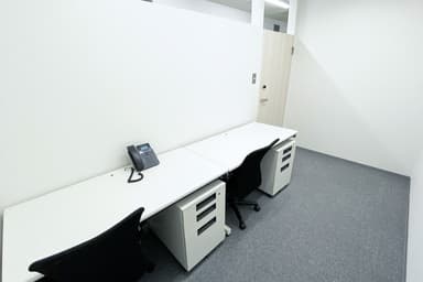 専有部_上部が空いている半個室タイプのお部屋です。