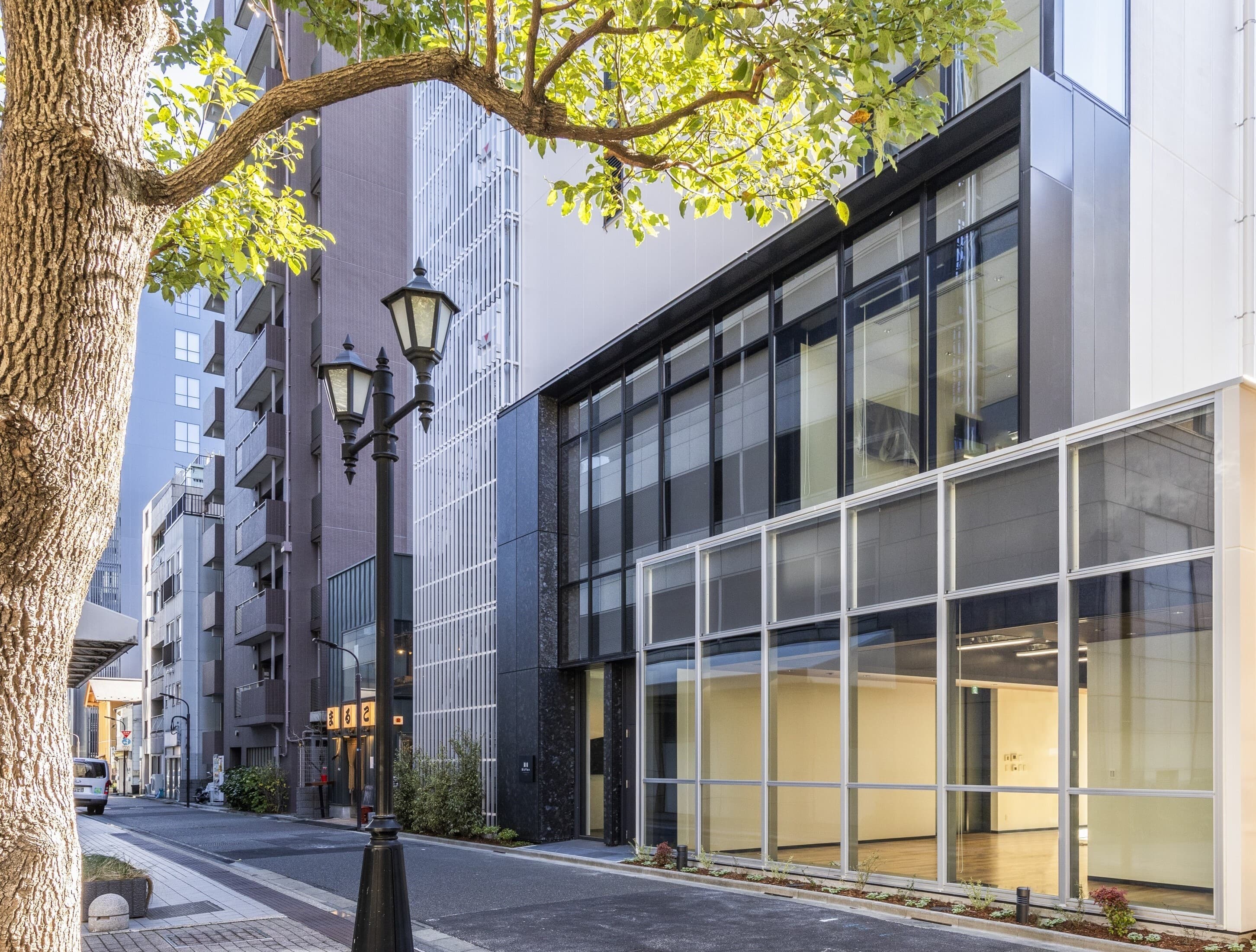 外観_エントランス②