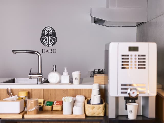 設備_自由にご利用いただけるフリードリンクを設置しています。