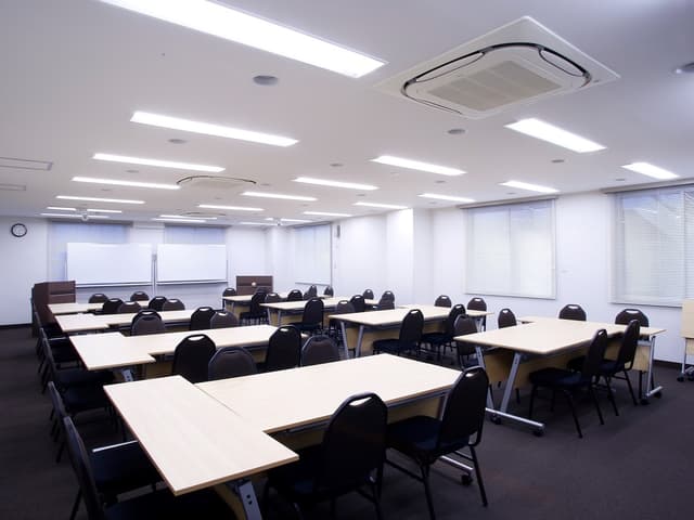 個室_最大52名まで収容できる個室です。大きくスペースをとることが可能です。