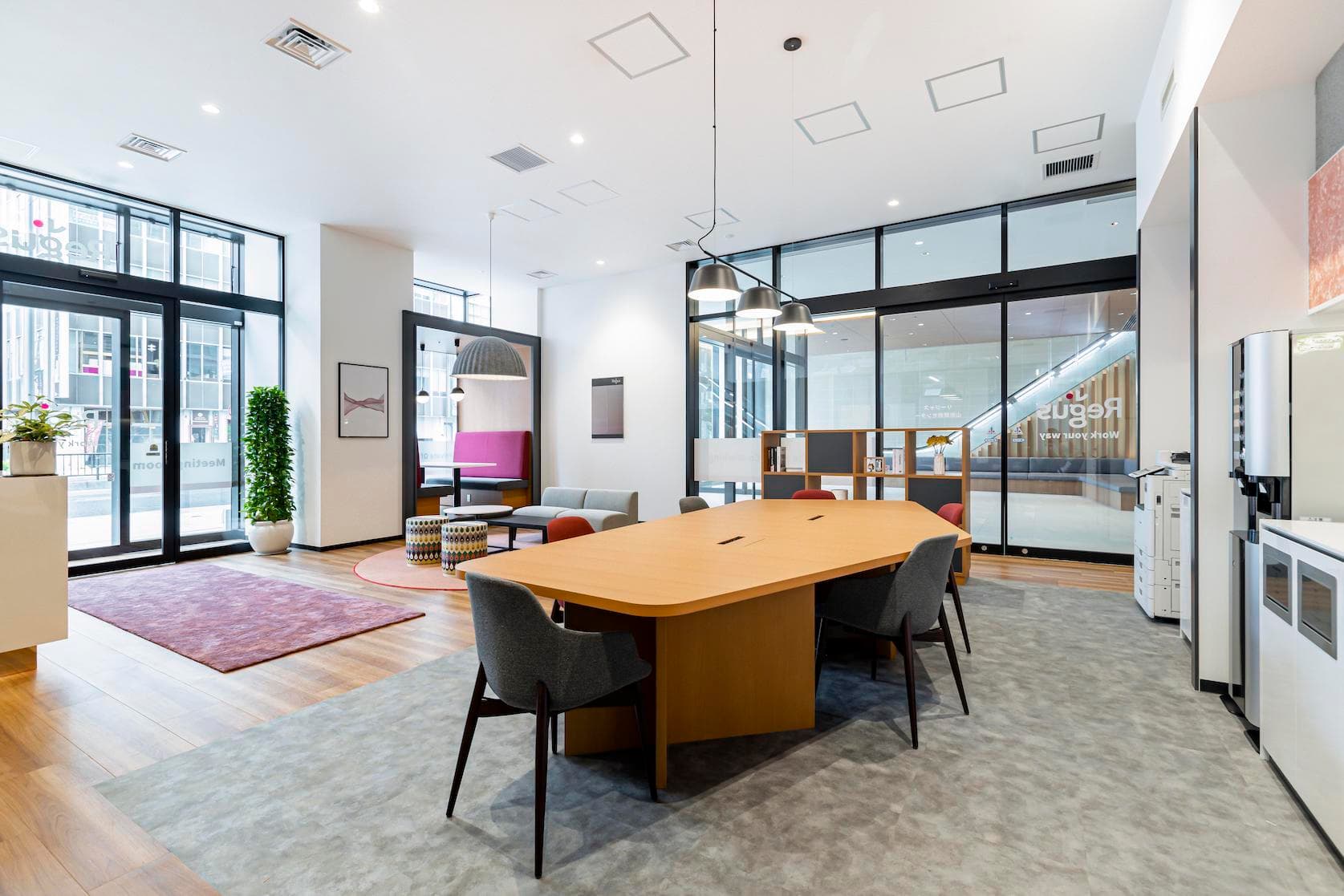 regus_山形_ビジネスラウンジ_1F_79