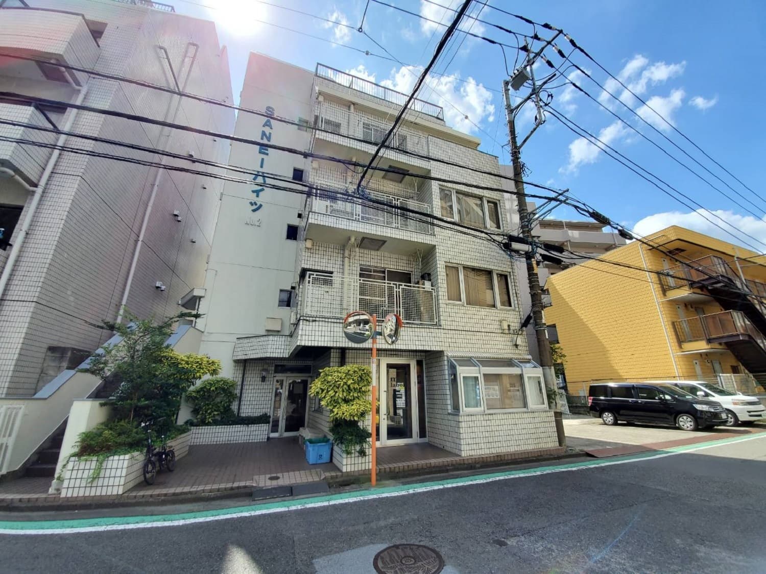 外観_オフィスは サンエイハイツの1Fにございます。