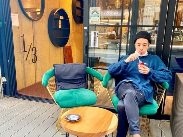 外観_カフェやバーのような雰囲気のある、お洒落な外観となっています。