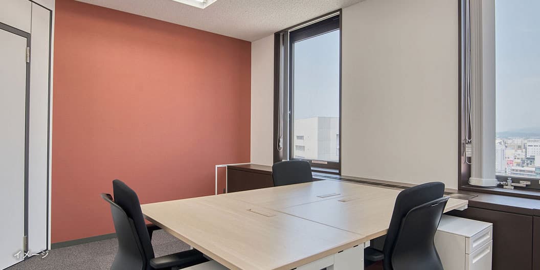 専有部_個室。家具付き、Wi-Fi完備ですぐにビジネスをスタートできます。※画像はイメージです。©Regus