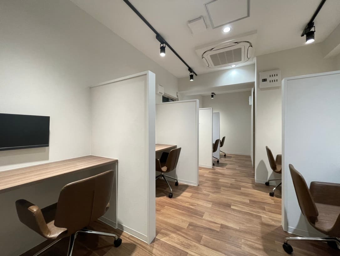 ラウンジ