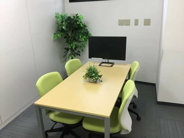 個室_家具は貸し出しもございます。(在庫が切れ次第終了)