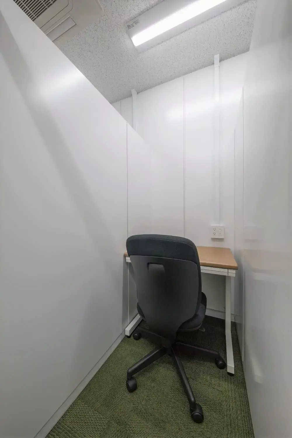 専有部_1名用のブースタイプのお部屋です