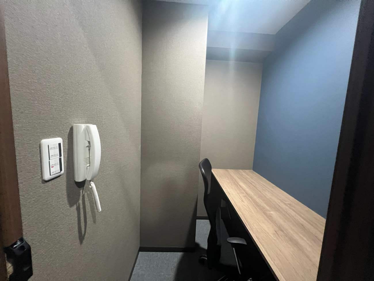 専有部_個室。インターネット環境を完備しています。