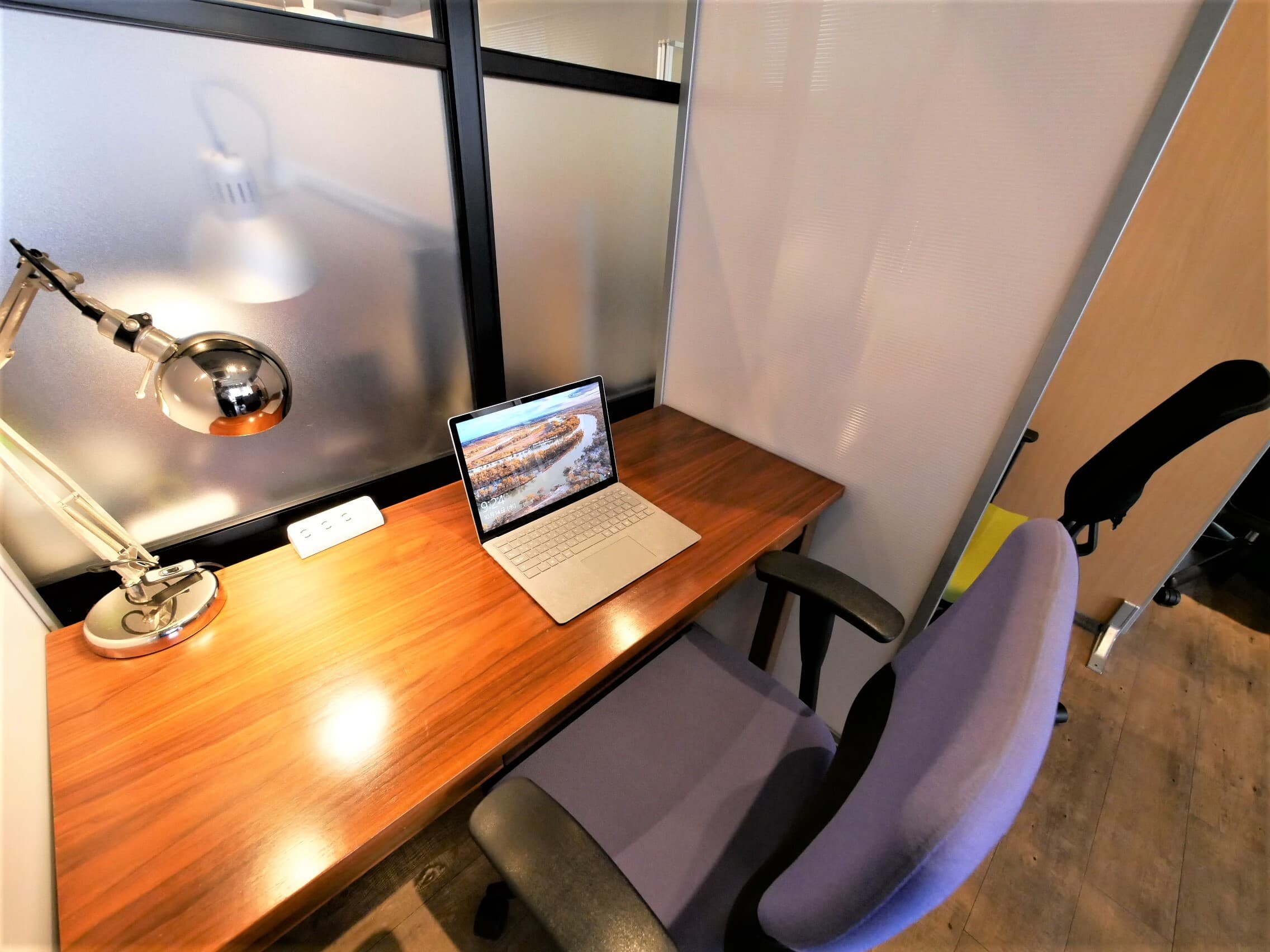 desk3