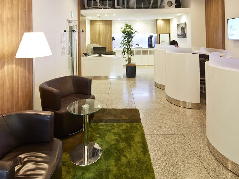 ラウンジ_デザイン性の高いビジネスラウンジです©Regus