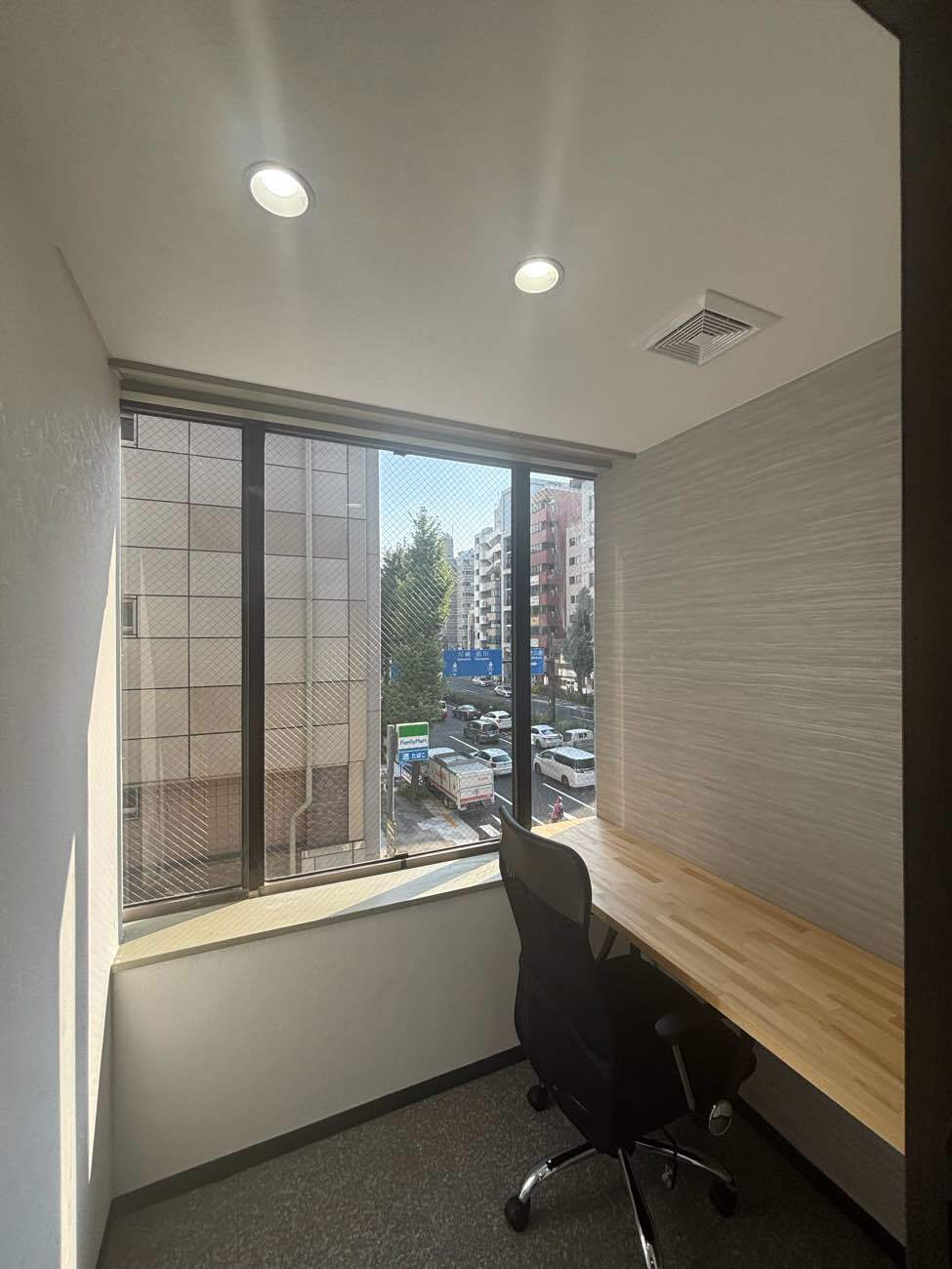 専有部_個室。インターネット環境を完備しています。