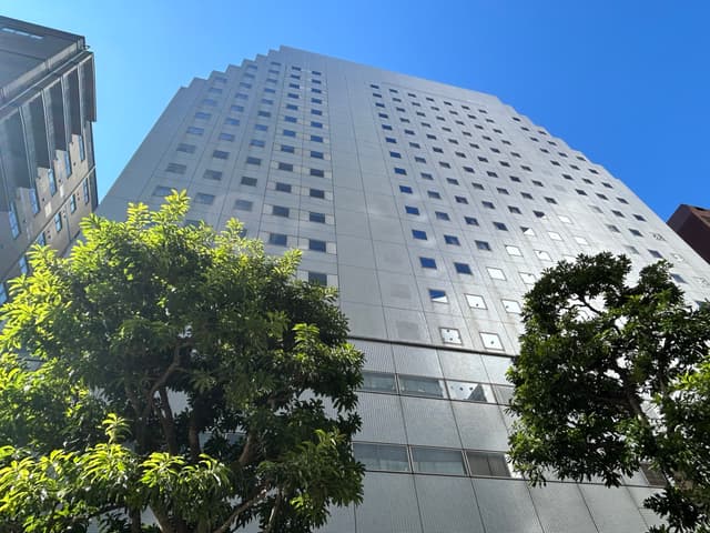 外観_オフィスは新宿ワシントンホテル内にあります。