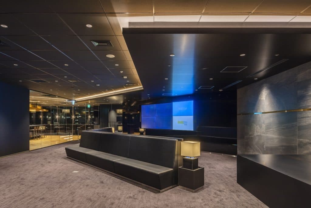 Shimbashi_Reception2_1500X1000-1024x683_新橋レセプションエリア_