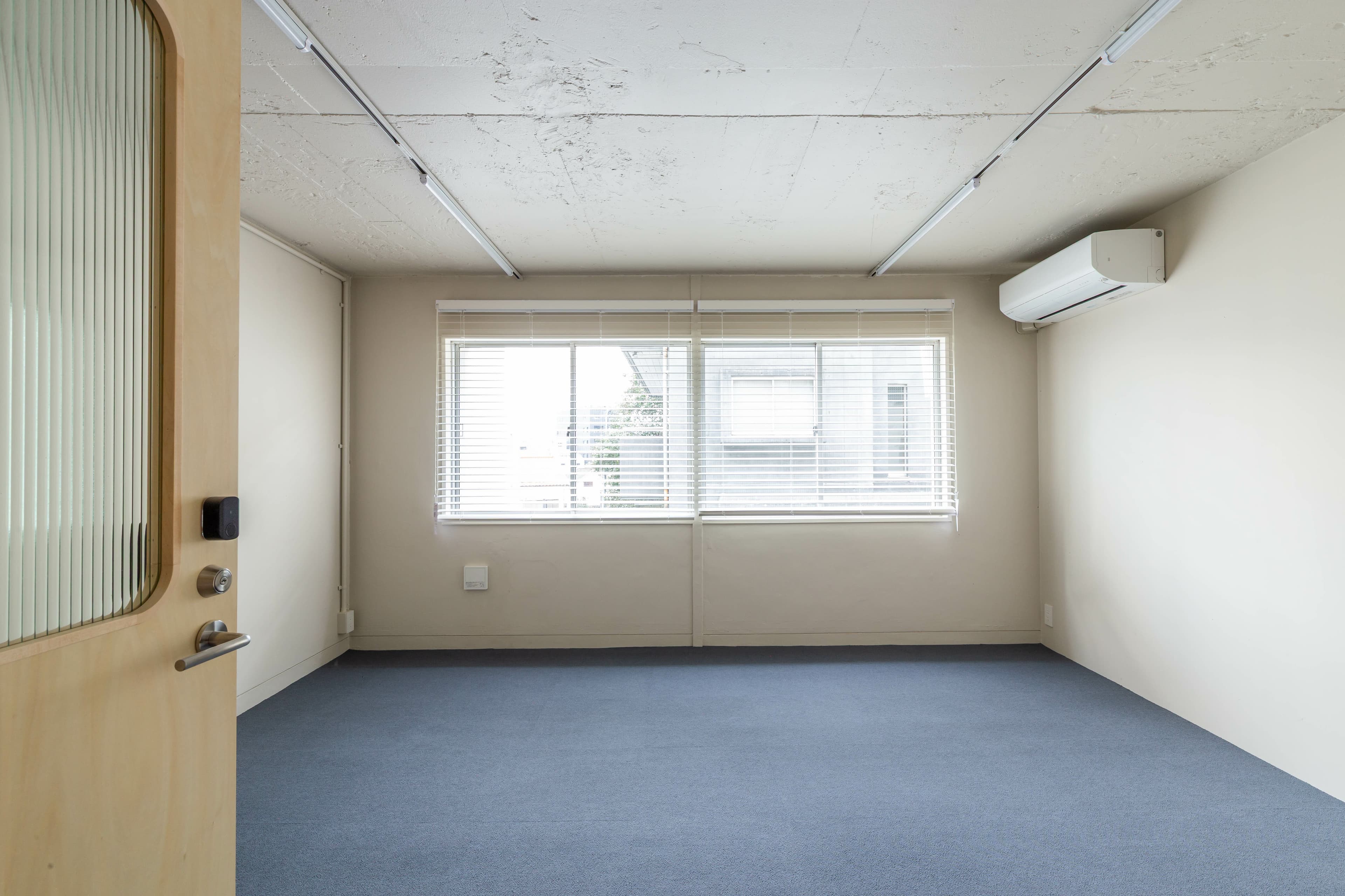 NEUK_OFFICE209_IMG_2561