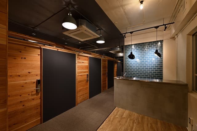 共用部_広めのシンクが備え付けられています。ご自由にお使いください。