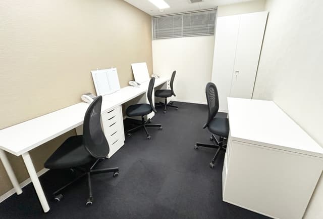 個室_お客様にてお好きな家具の持ち込みも可能です。