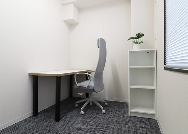 専有部_個室。オプションで有料のレンタル家具もあります。