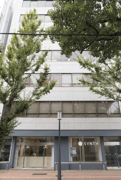 外観 大通り沿いの建物です。