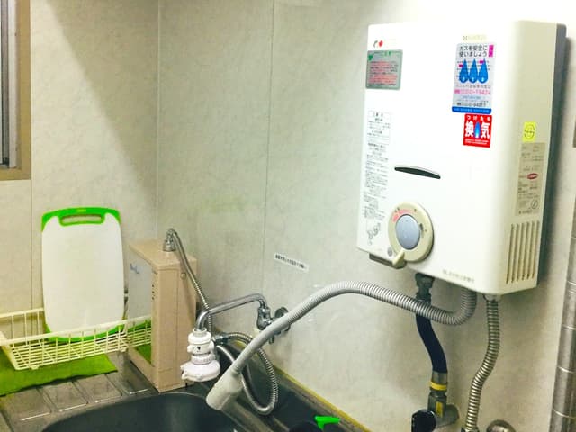 給湯室_オフィス内には共用のシンクもご用意されています