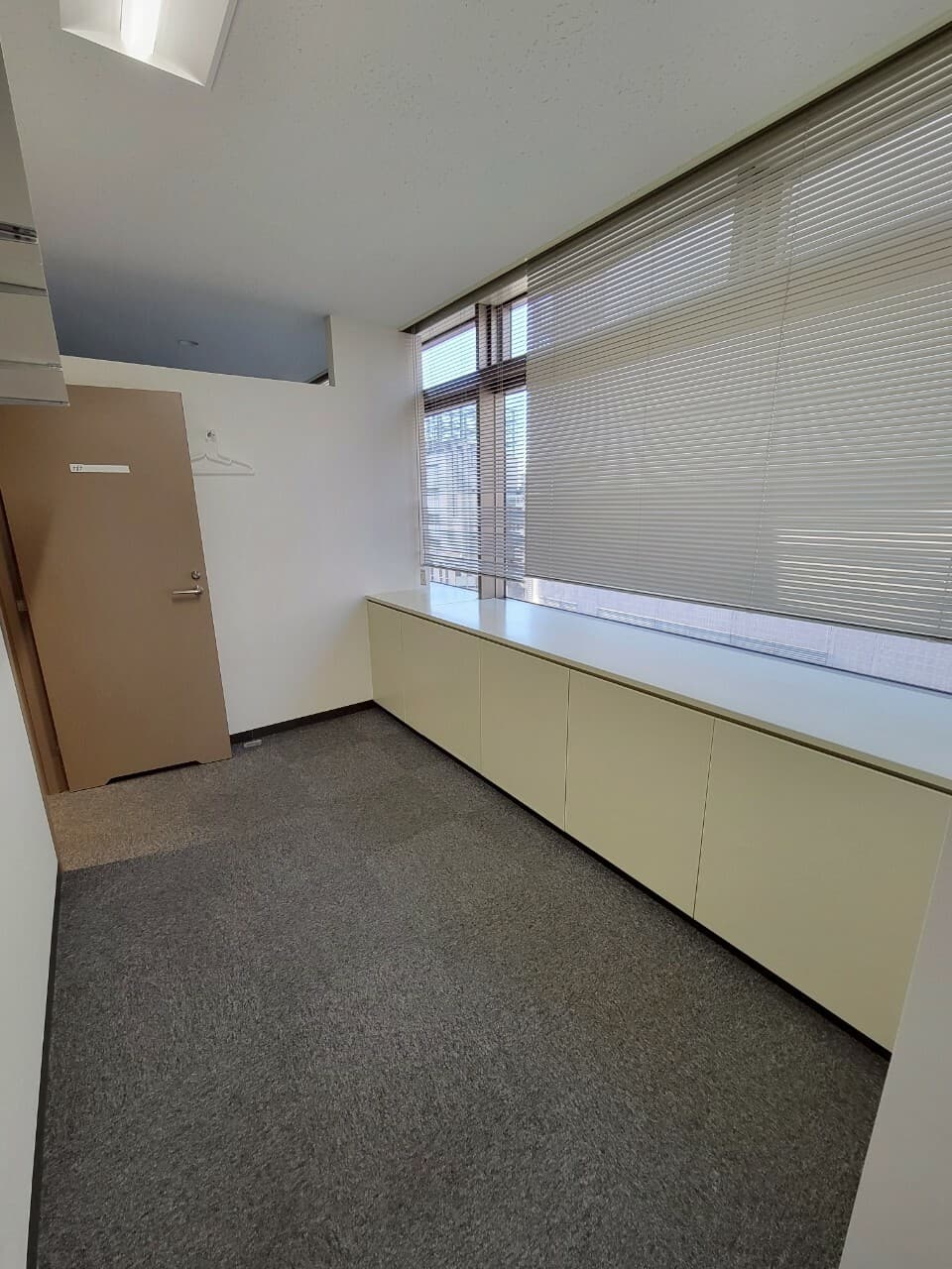 LINE_ALBUM_7階参考写真_250731_22