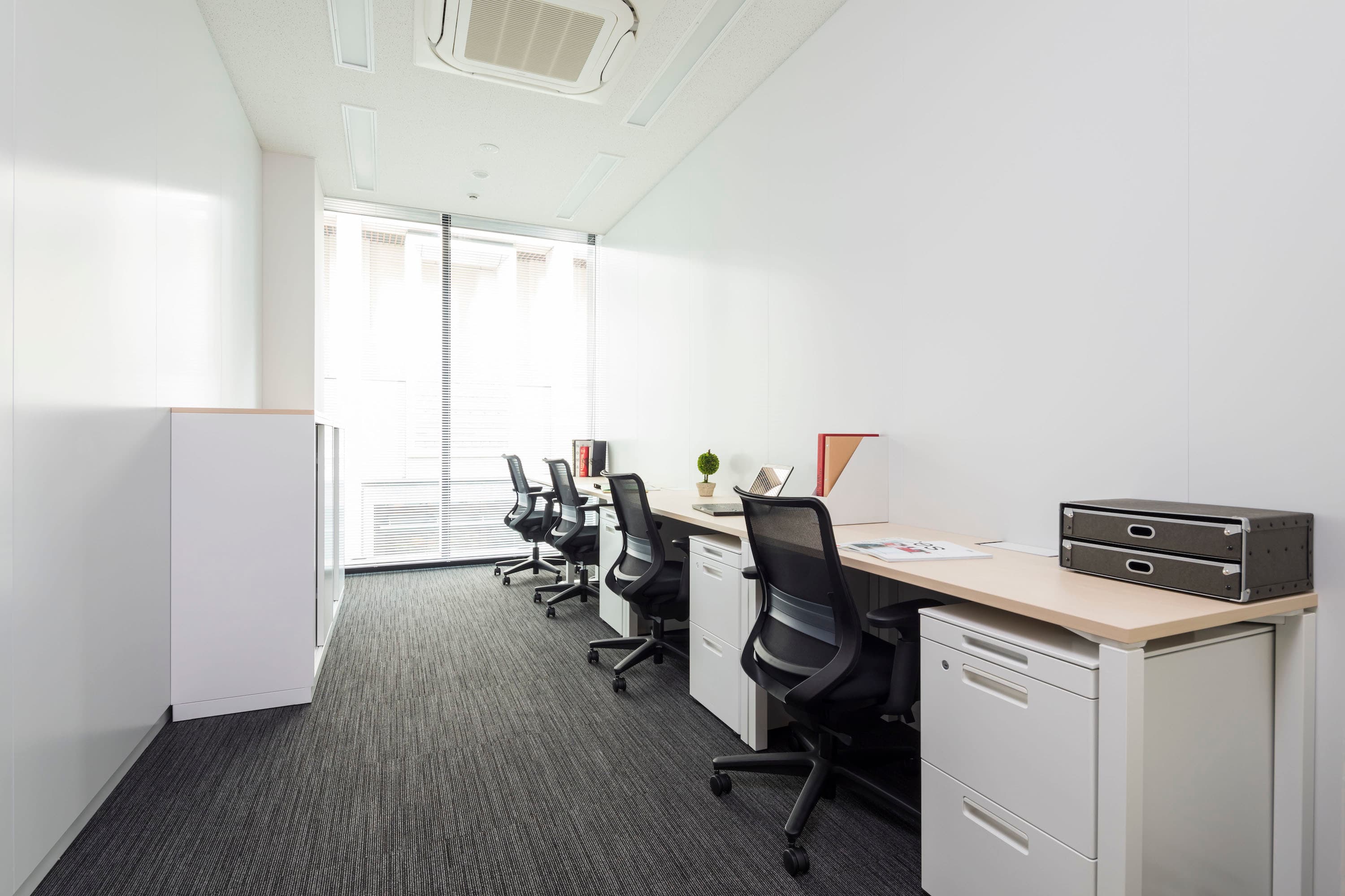 個室_個室ごとの個別空調なのでいつでも快適にご利用いただけます