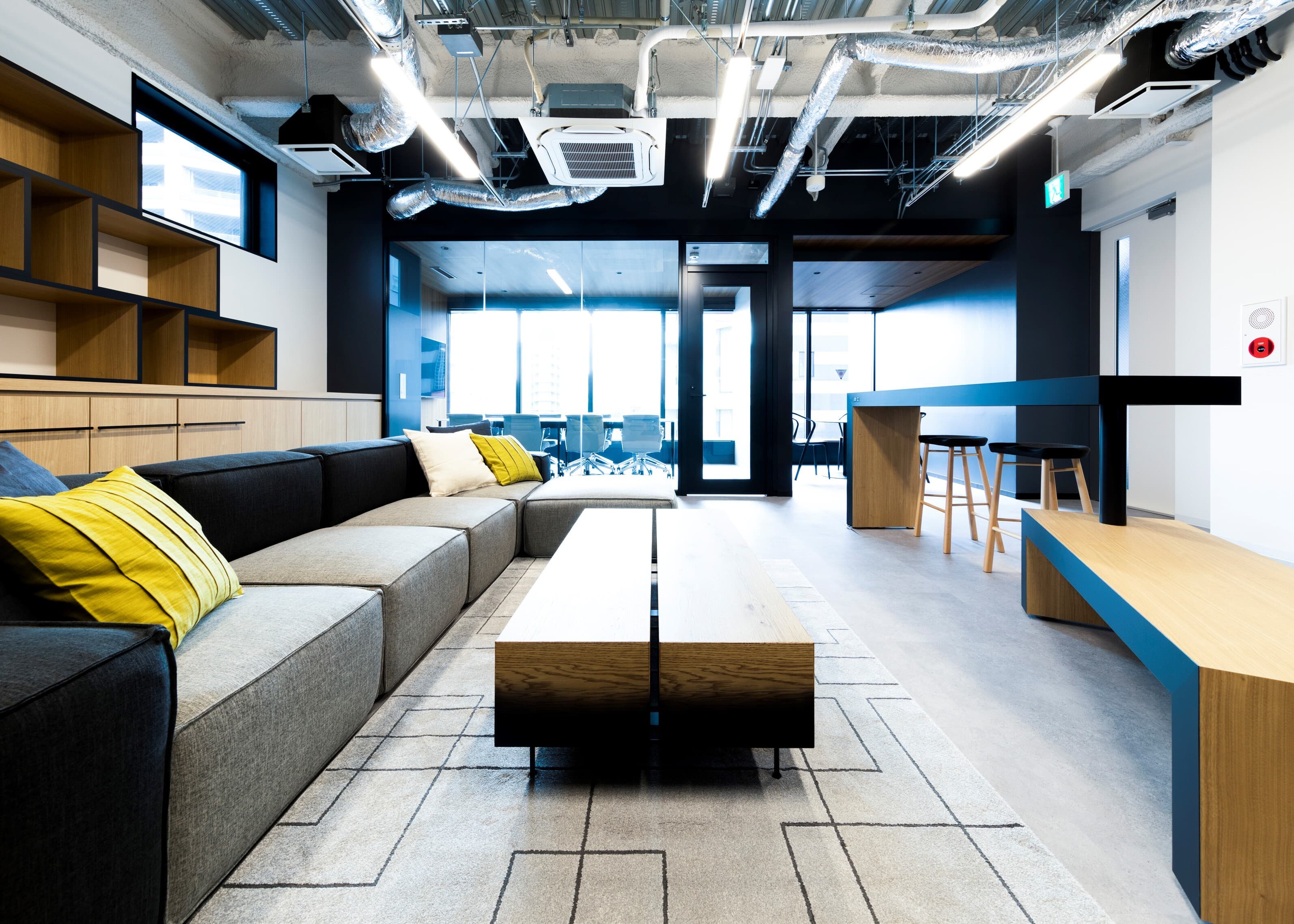 5Fコミュニケーション_ミーティングルームresize