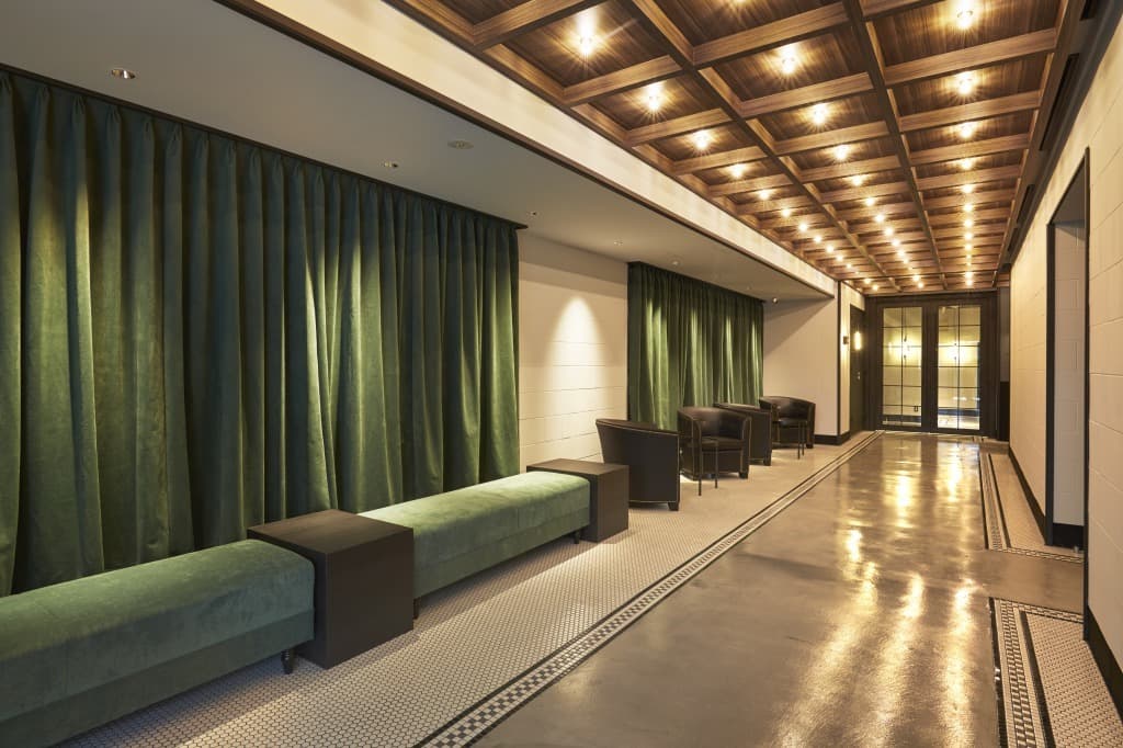 エントランスロビー