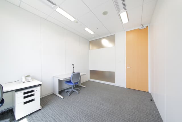 家具はレンタルまたは持込可能です。