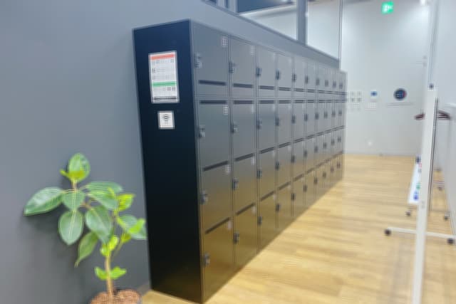 設備_貴重品の管理などにご利用頂けるロッカーです。