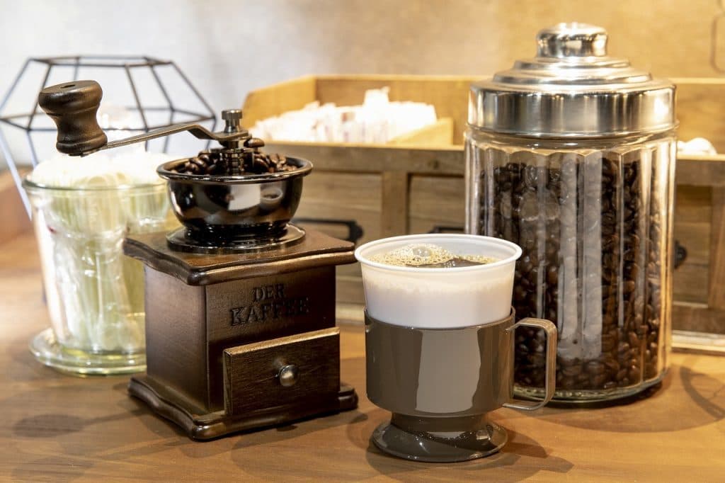 設備_休憩のときに嬉しいコーヒーもご用意されています