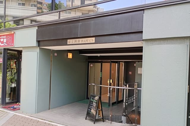 外観_建物エントランス。