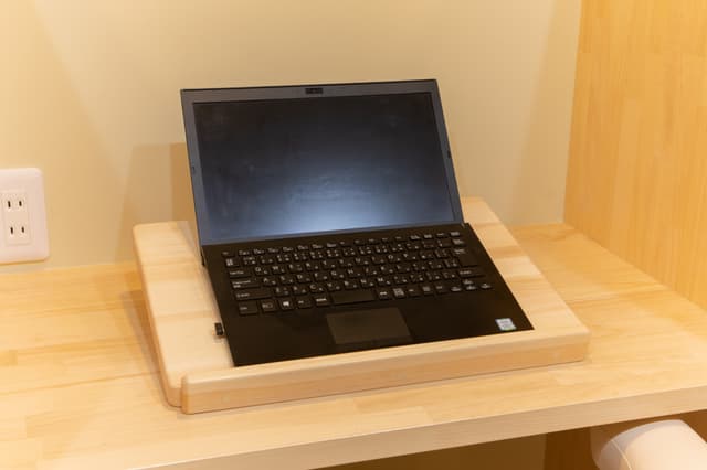 貸出可能なPCスタンド(PCはついてきません。)