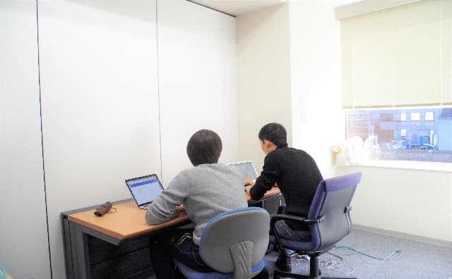 個室_リーズナブルな価格でオフィスを構える事が出来ます