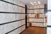 エントランス_清潔感のあるエントランスです