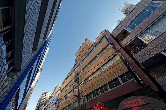 このビル内にあります