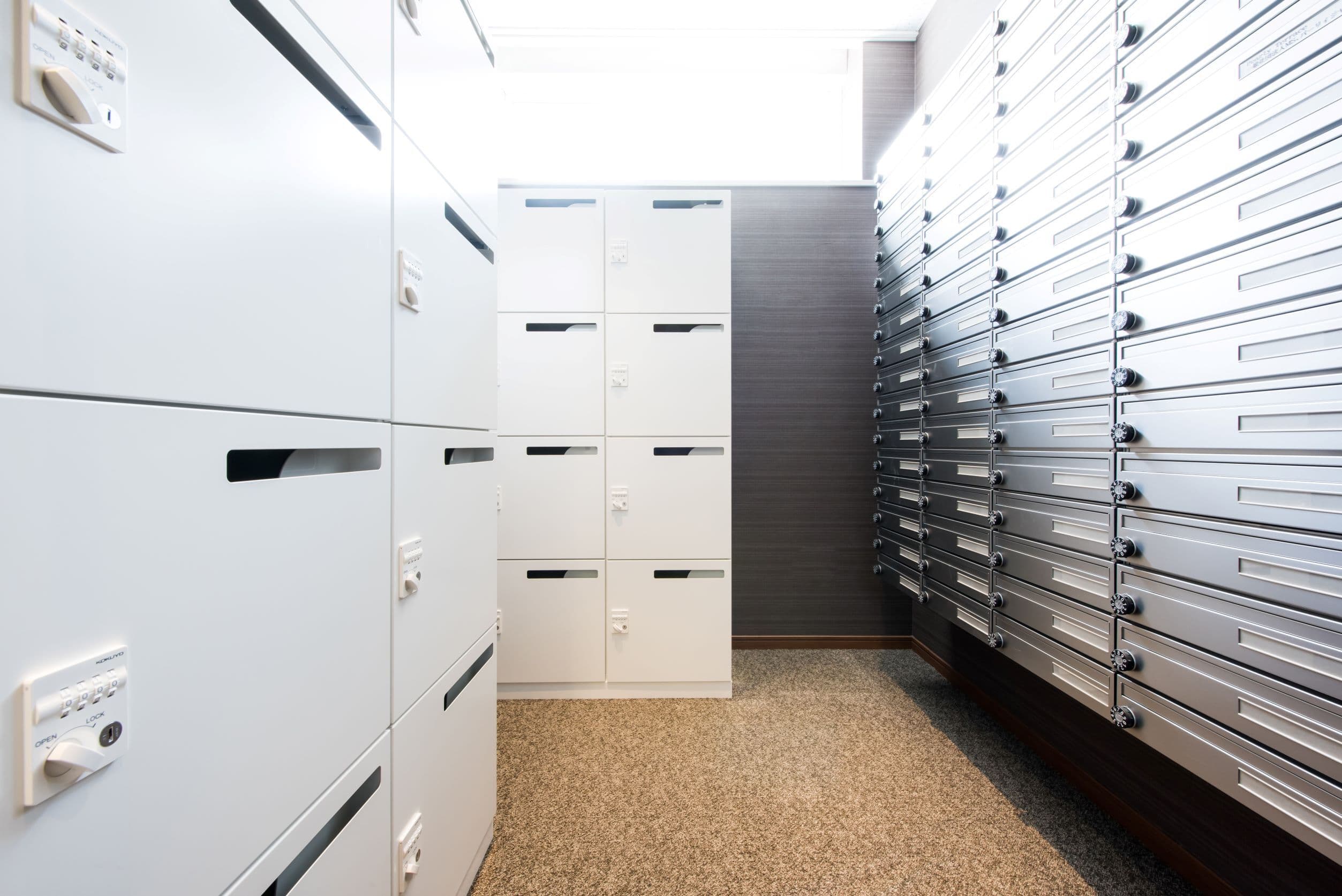 4ロッカーポスト