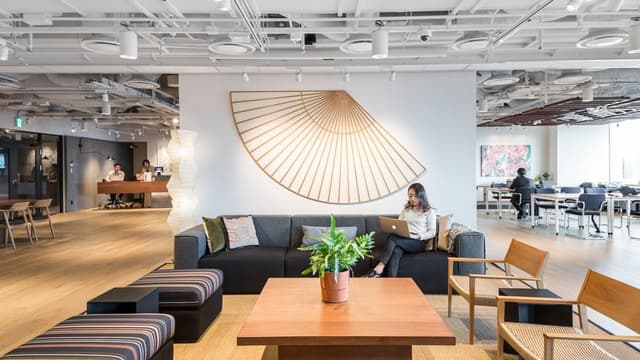 共有スぺース_自由なスタイルで仕事ができます©WeWork