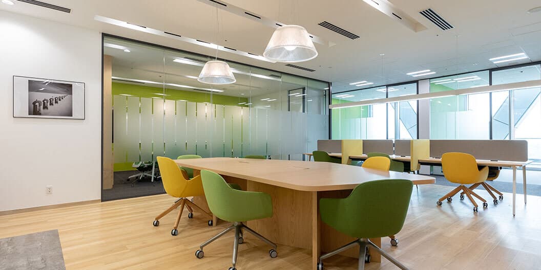 Regus-Abeno-Harukas_Coworking-area1-without-people1