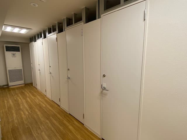 専有部_個室。施錠可能となっています。