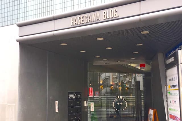 外観_建物1階部分の写真です。