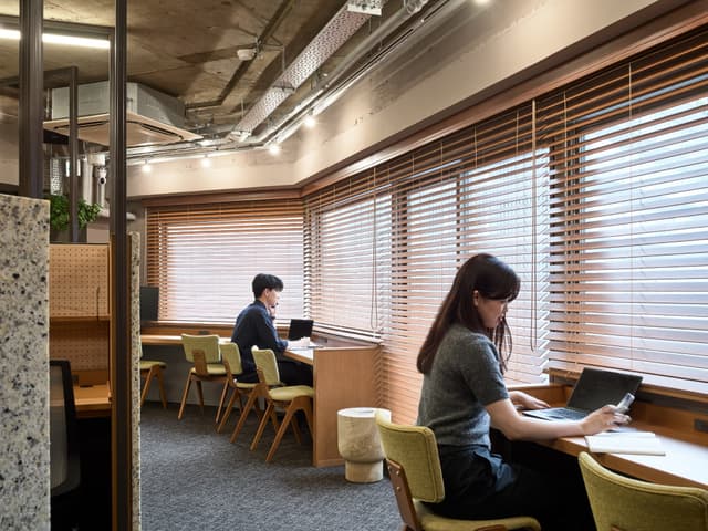 7階共用部_フリープランの方は7階も利用可能。