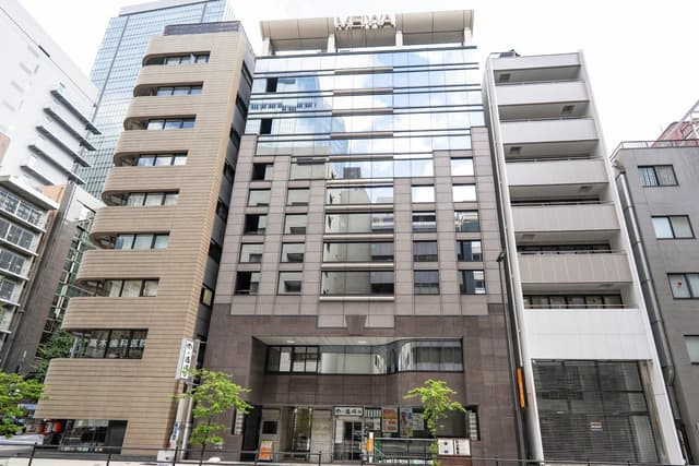 外観_虎ノ門駅から徒歩1分に位置しています。