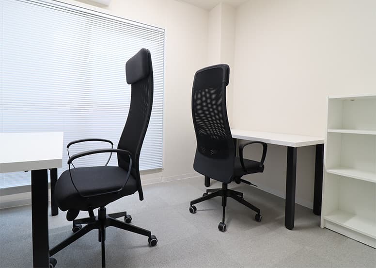 専有部_個室。家具付きのお部屋です。