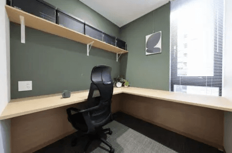 個室。家具付きのお部屋です。※画像はイメージです。©bizcomfort