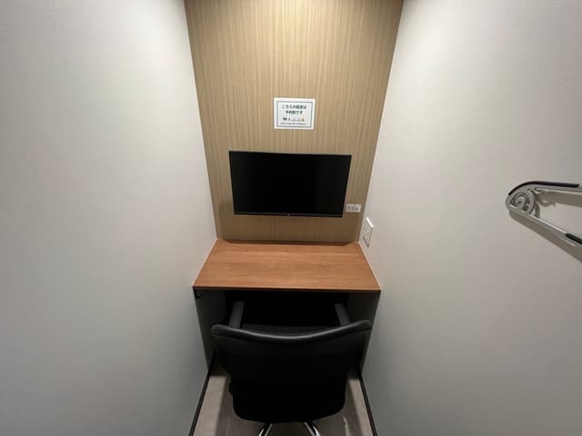専有部_個室。(1名用)家具付きです。