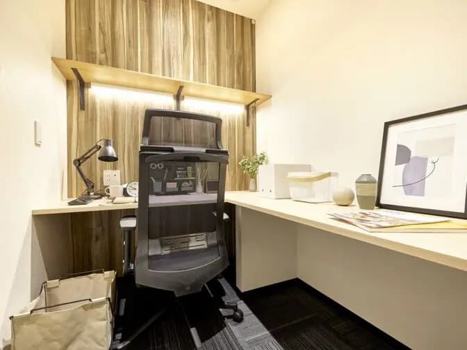 専有部_個室。(家具付き)※画像はイメージです。©bizcomfort