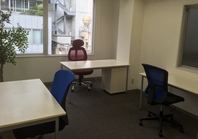 601号室_個室は全て完全個室、個別空調となっています。